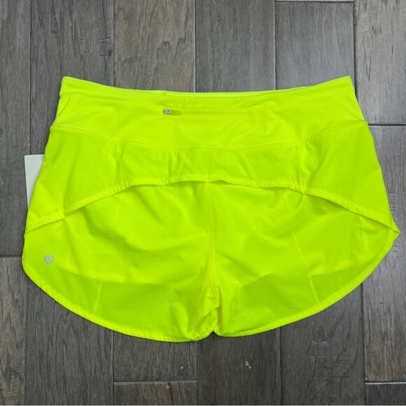 Lululemon NWT Speed Up Mid-Rise Short 4" Highlight Yellow - Picture 3 of 9